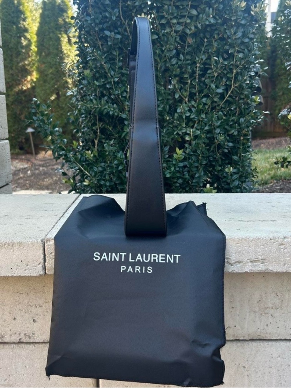 Saint Laurent Black Leather Shoulder Bag with YSL Monogram - Picture 6 of 6